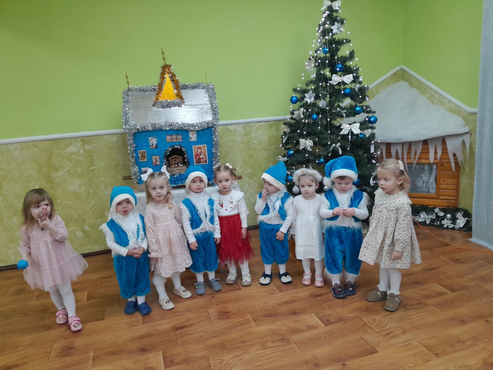 Фото без опису