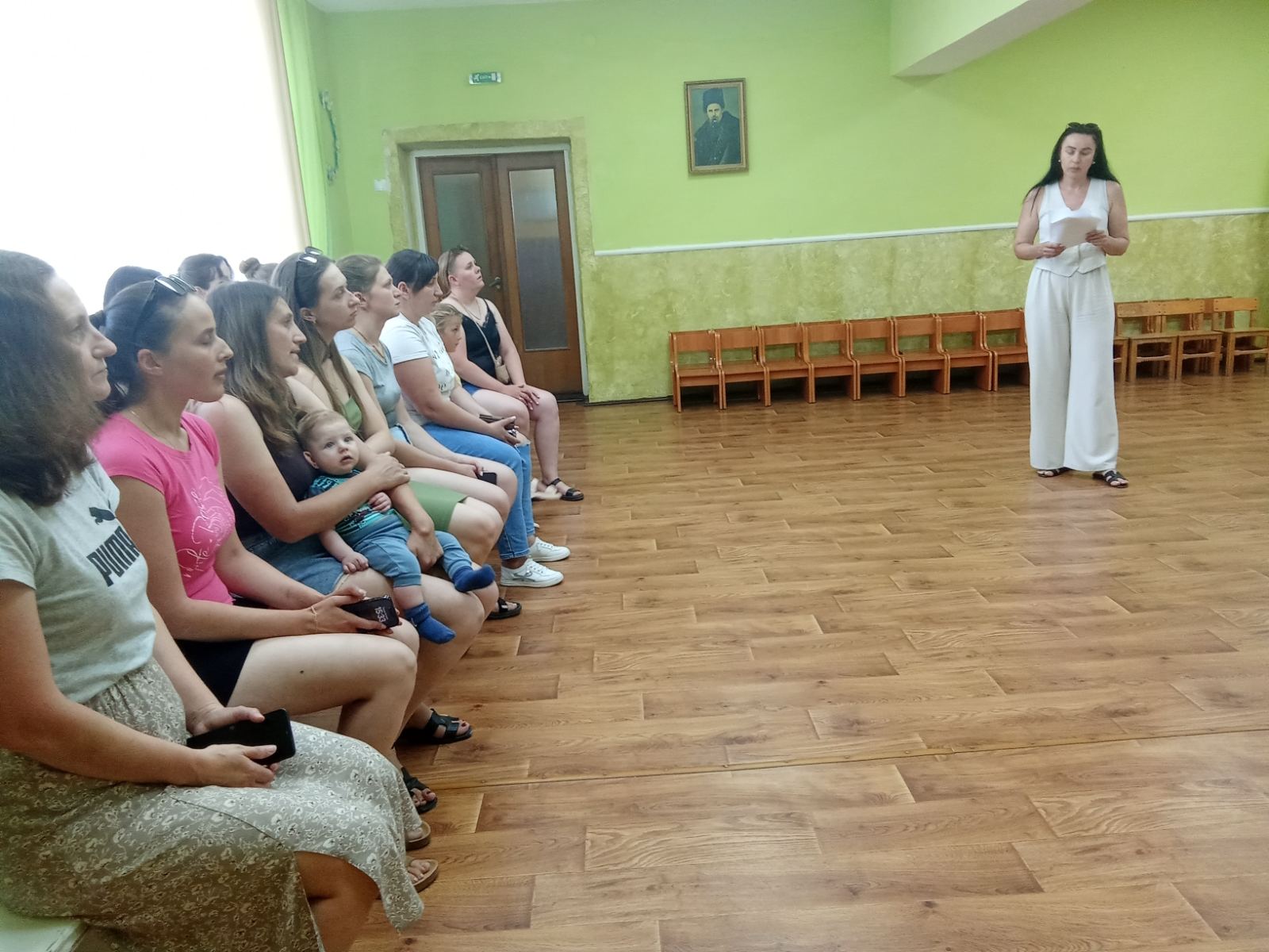 Фото без опису