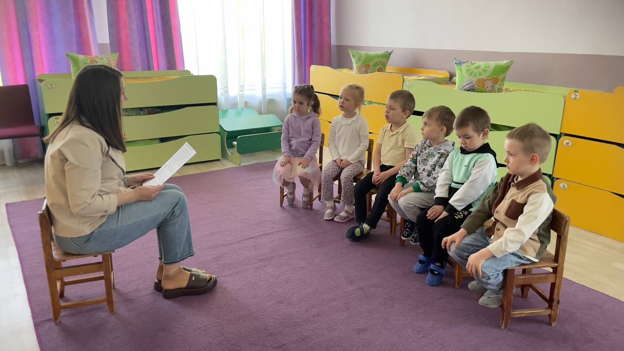 Фото без опису