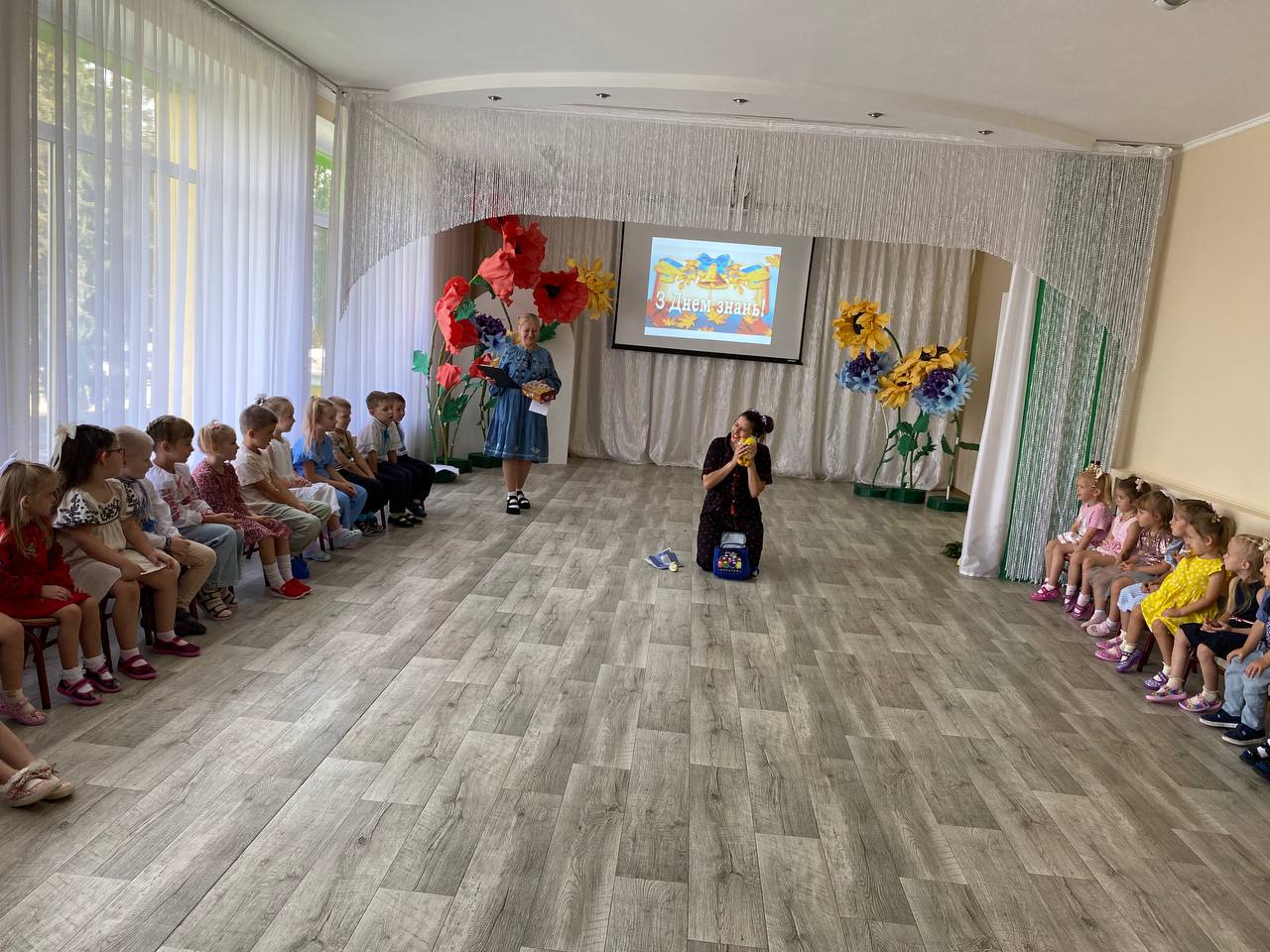 Фото без опису