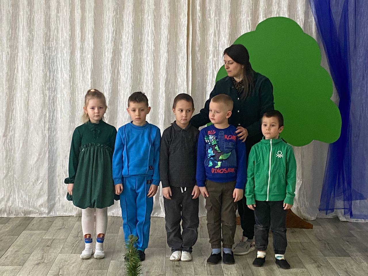 Фото без опису