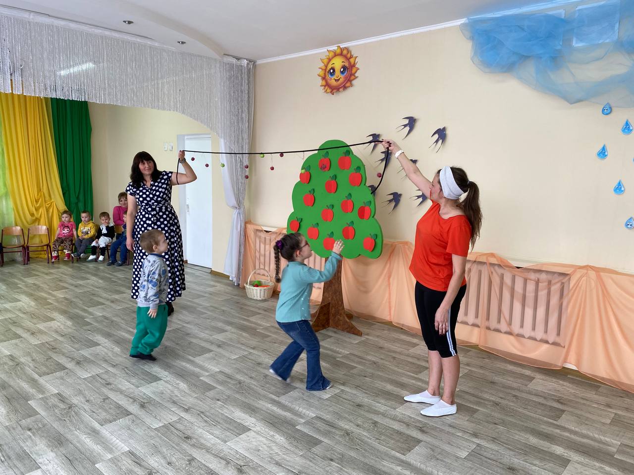 Фото без опису