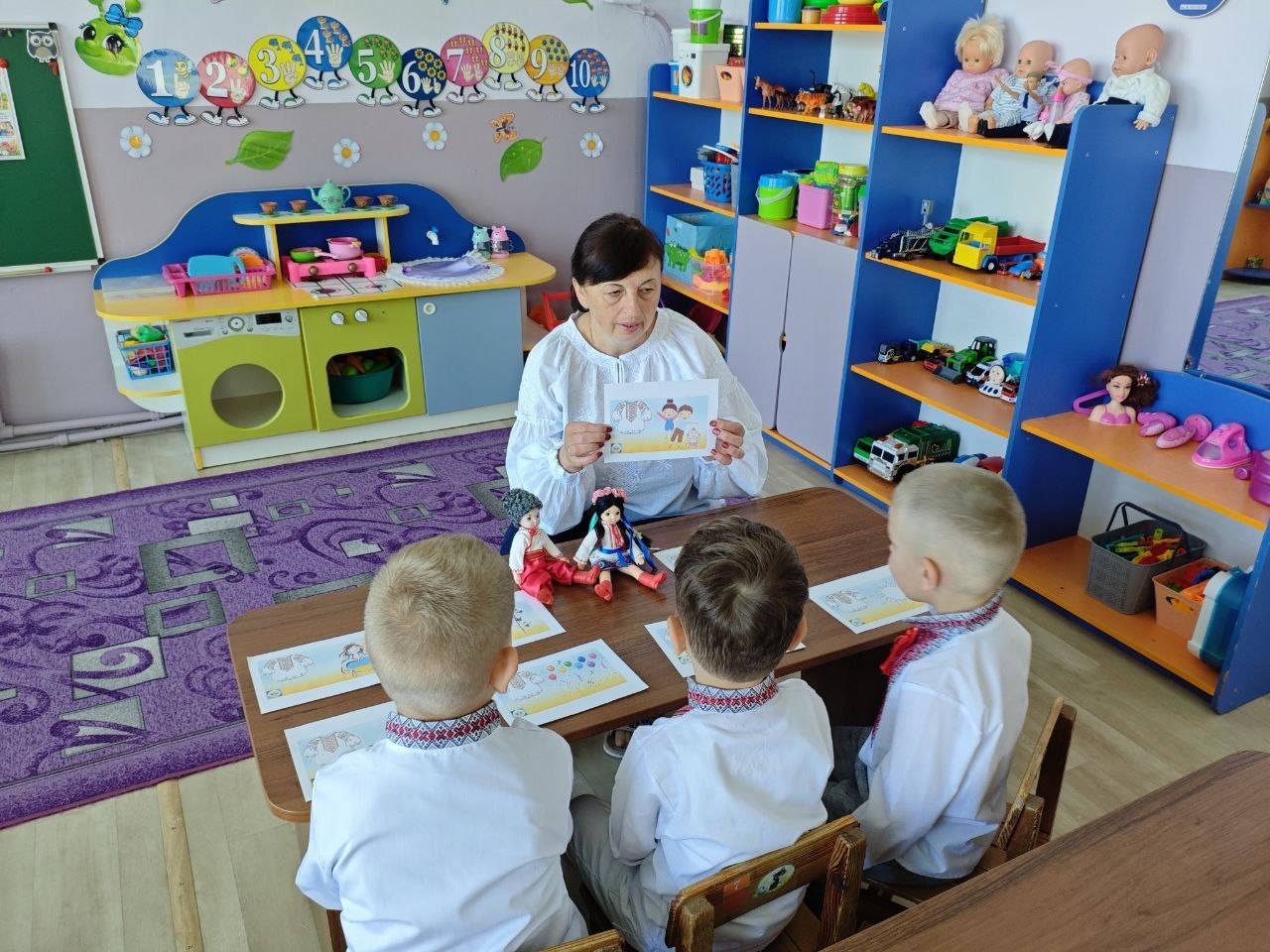 Фото без опису