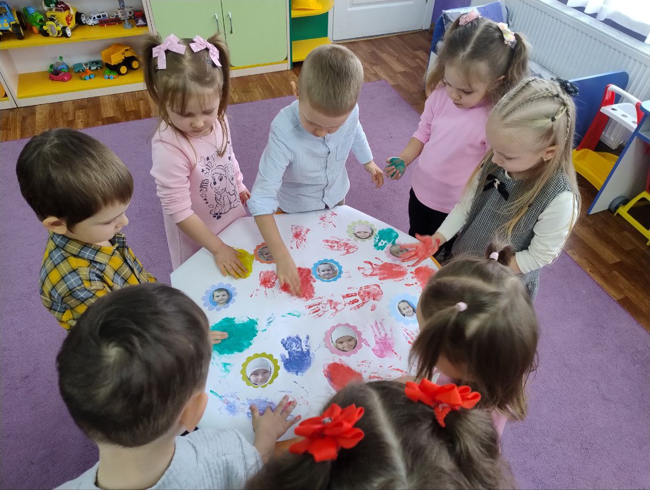Фото без опису