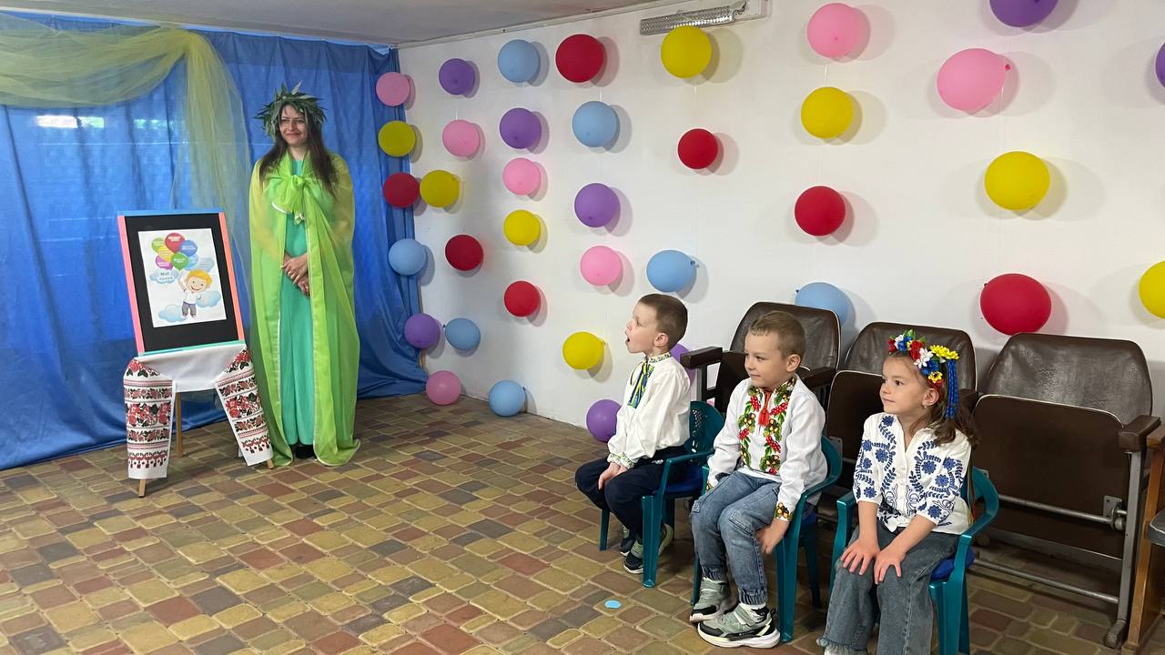 Фото без опису