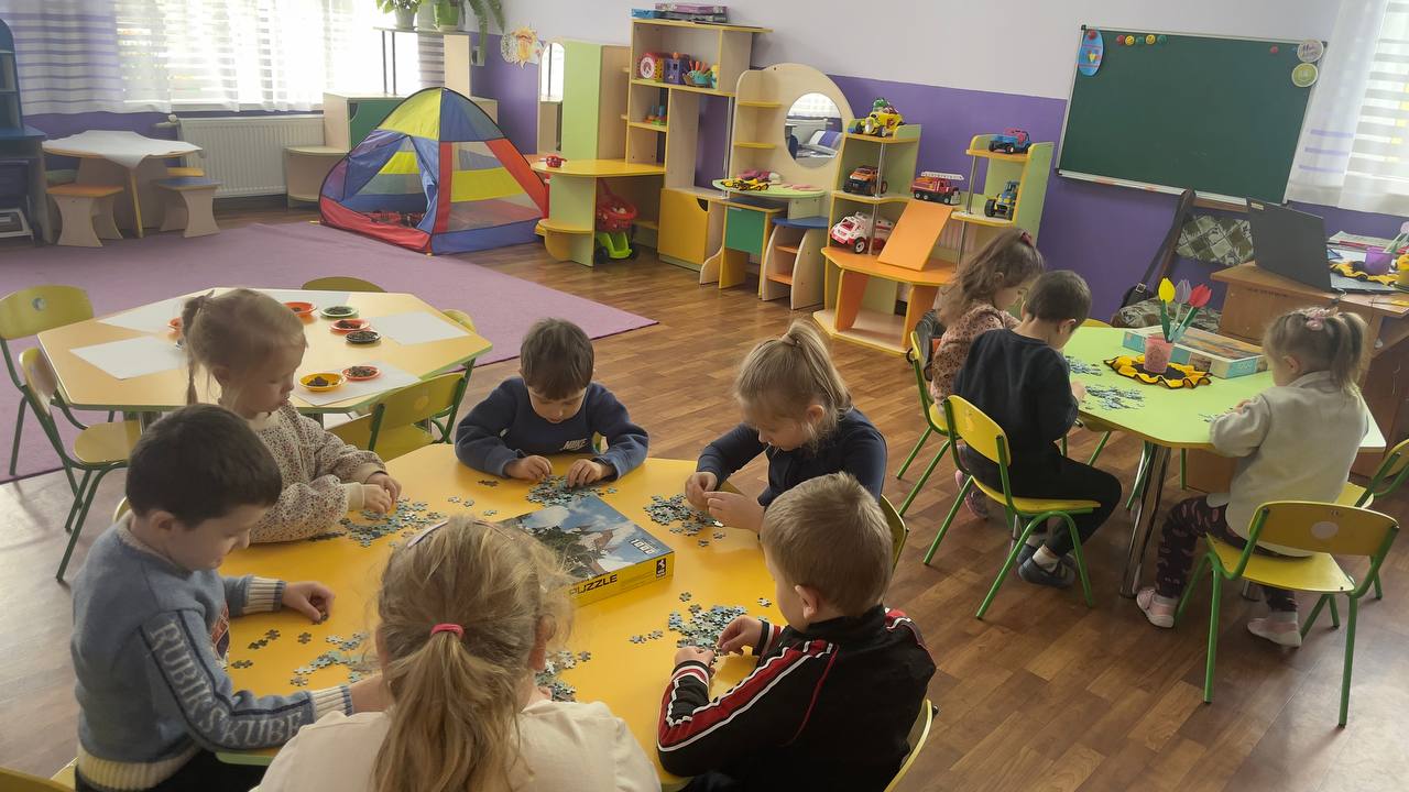 Фото без опису