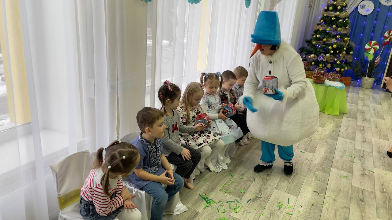 Фото без опису