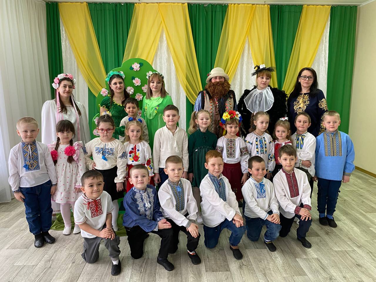 Фото без опису