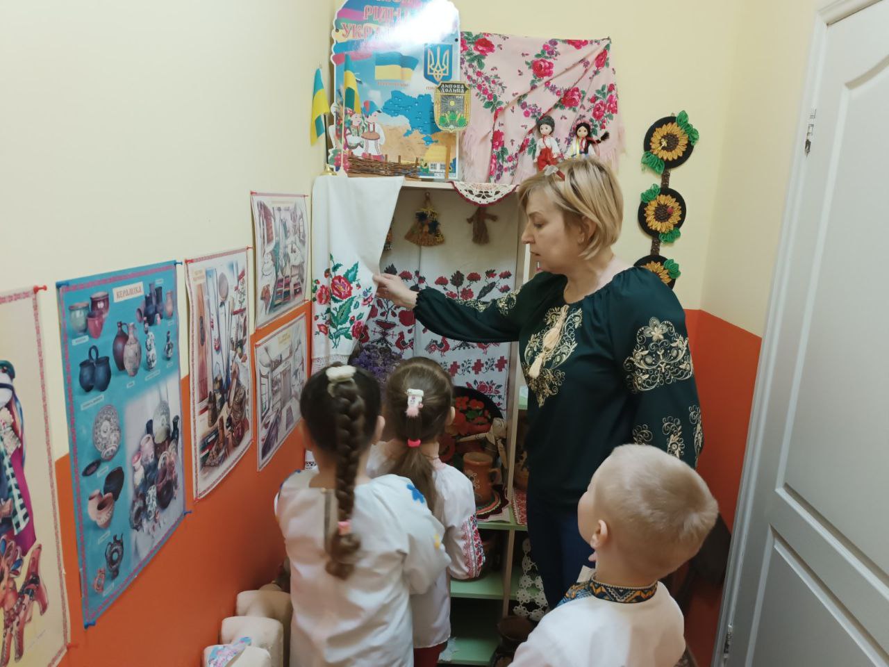 Фото без опису