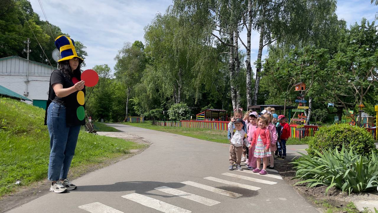 Фото без опису
