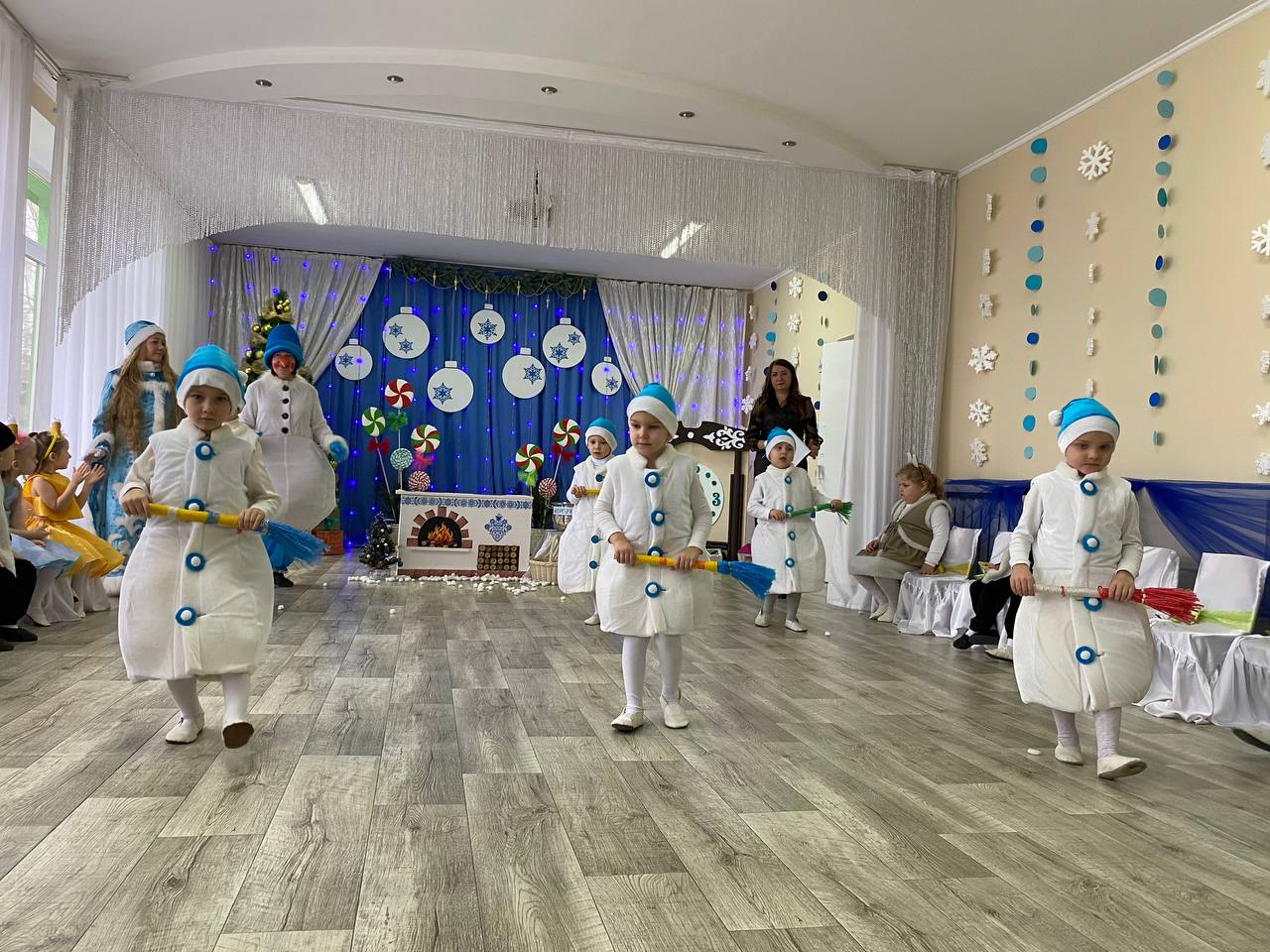 Фото без опису