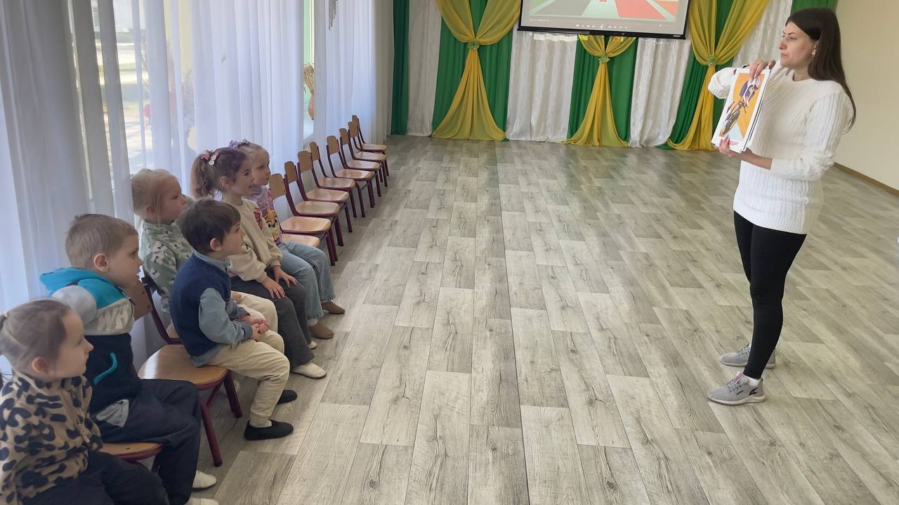 Фото без опису