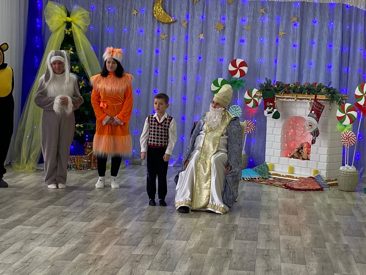 Фото без опису