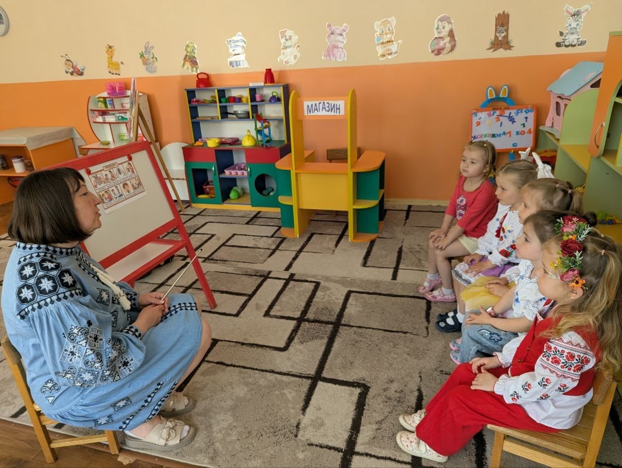 Фото без опису
