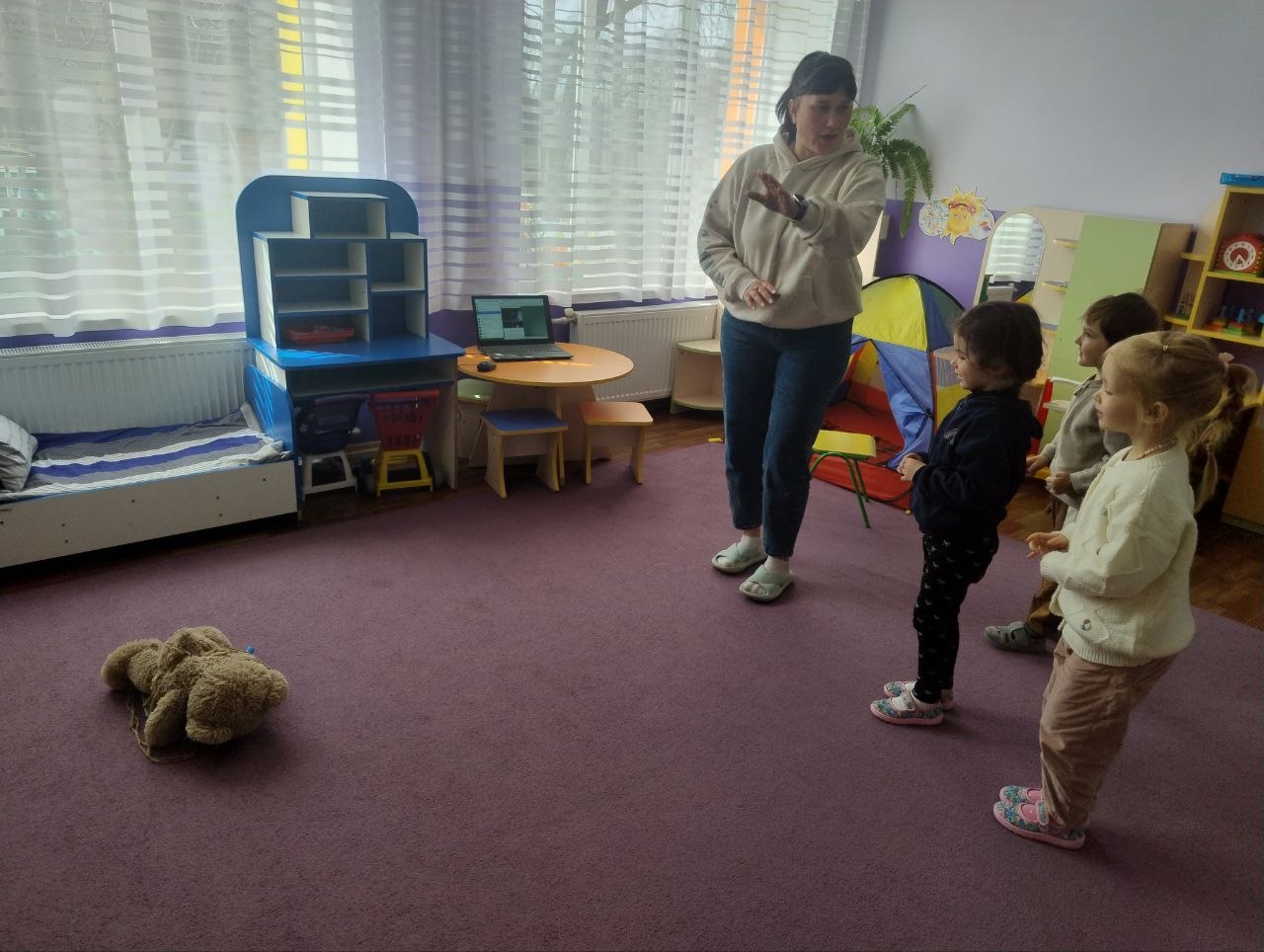 Фото без опису