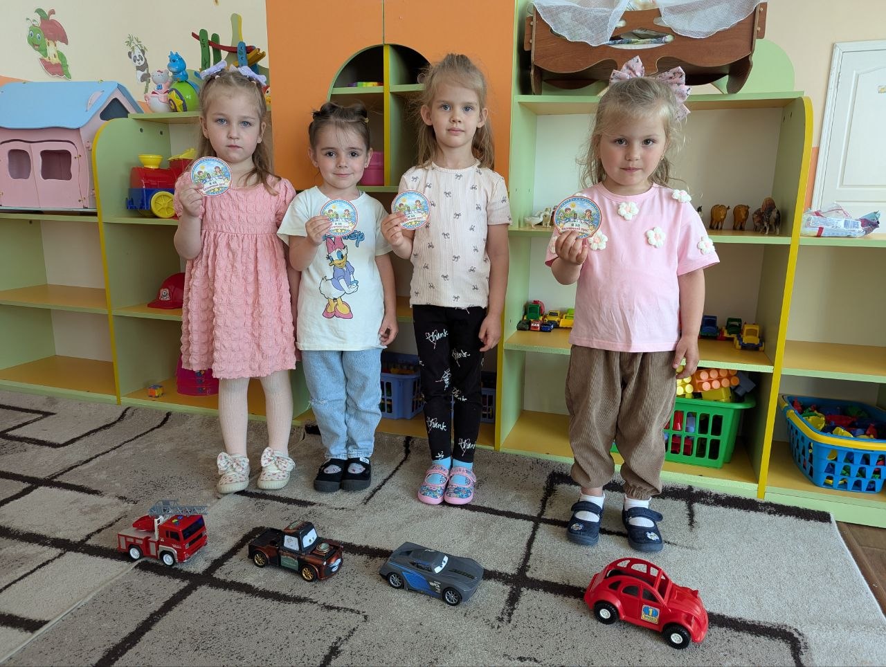 Фото без опису