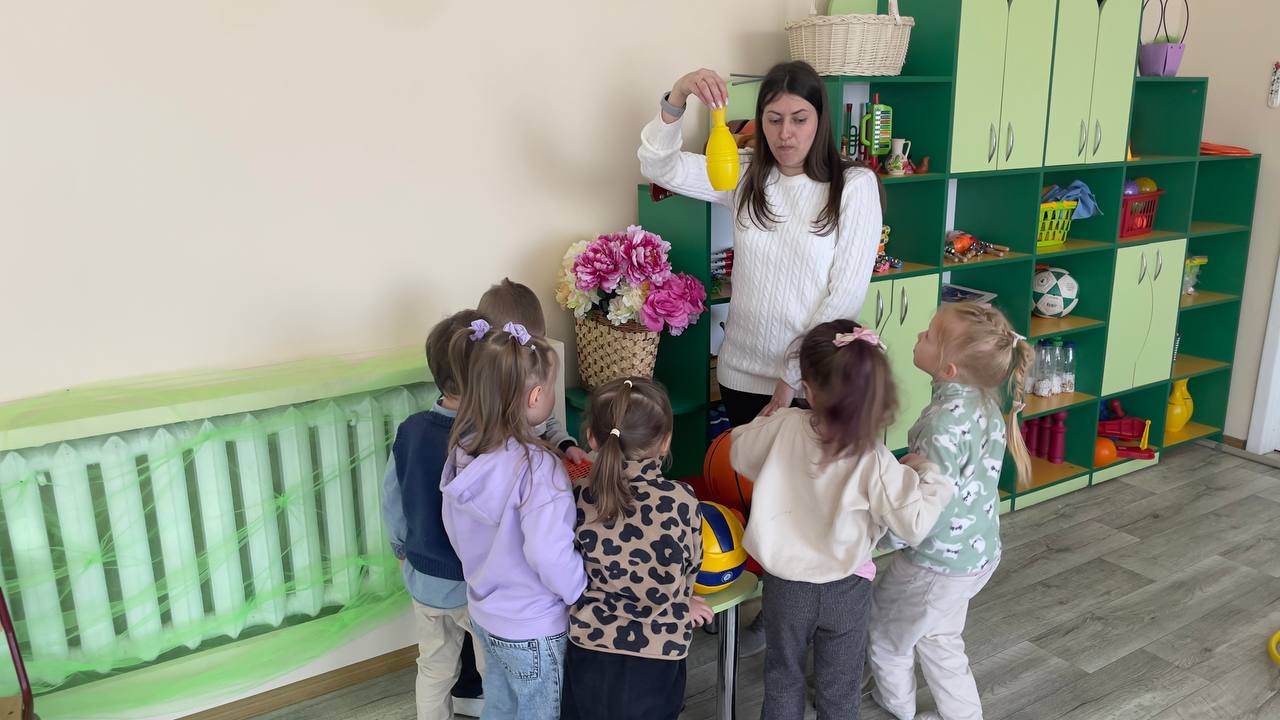 Фото без опису