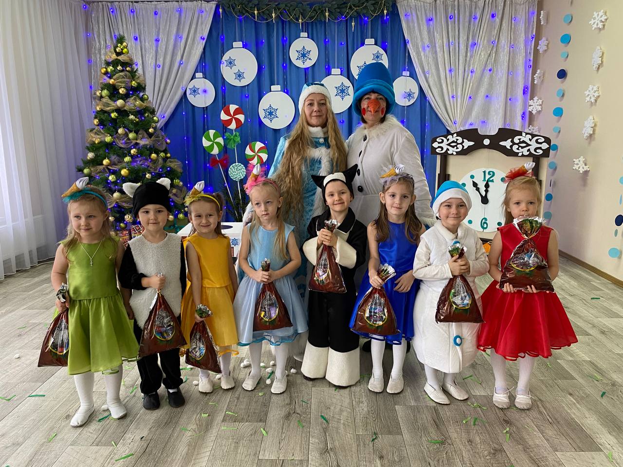 Фото без опису