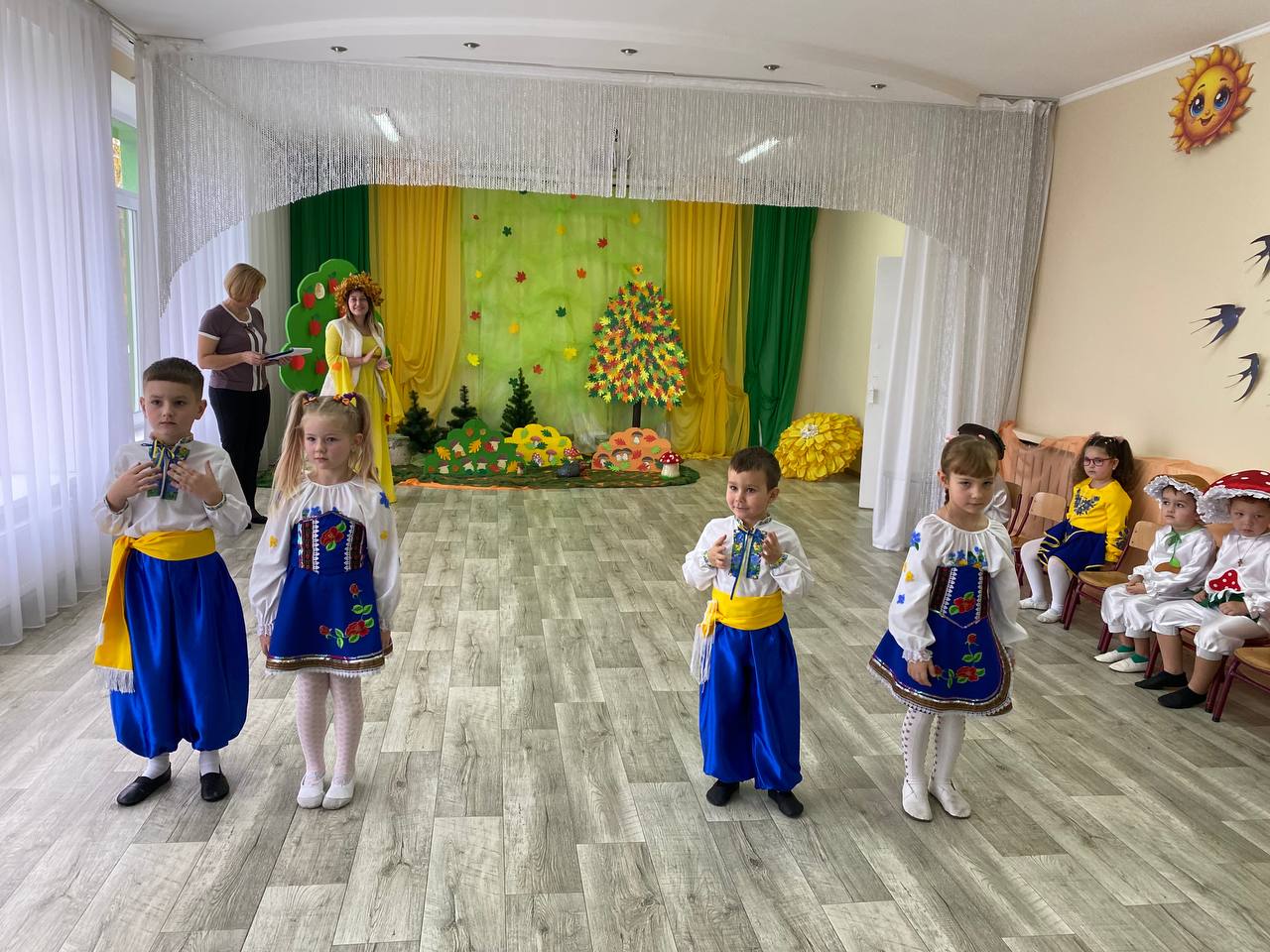 Фото без опису