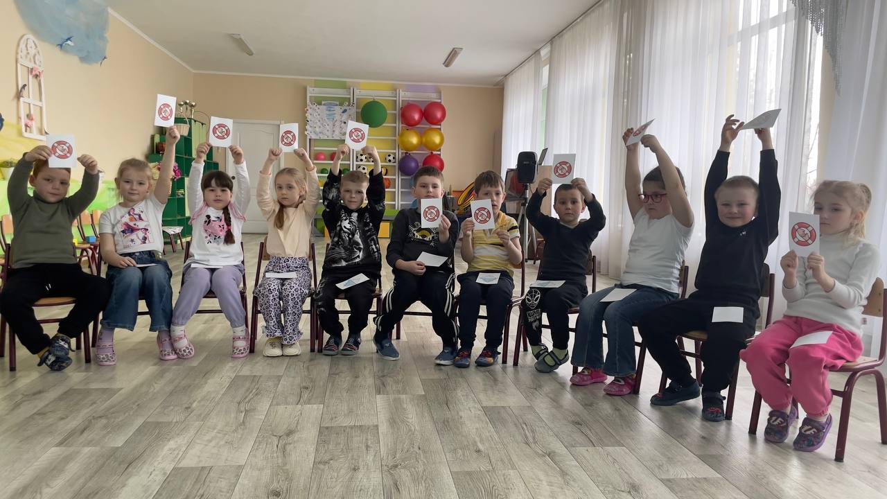 Фото без опису