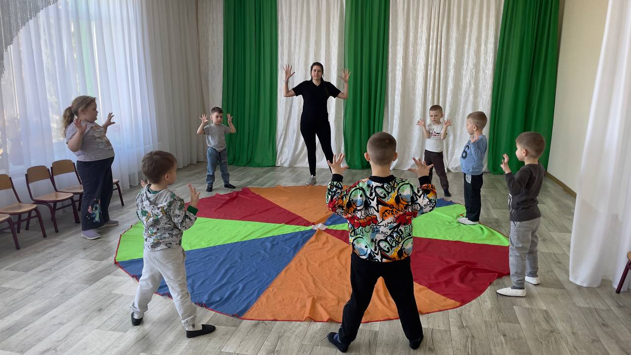 Фото без опису