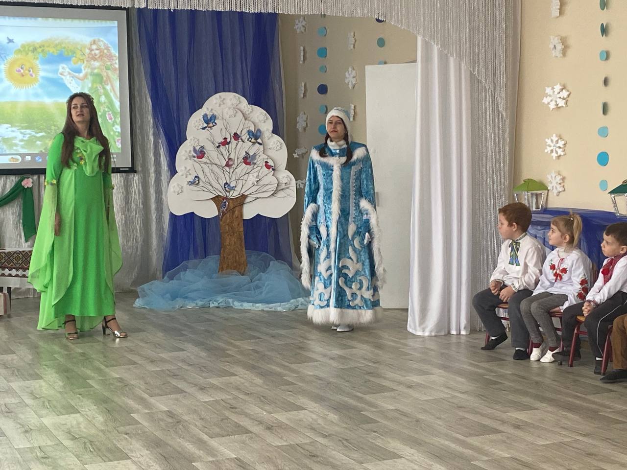 Фото без опису