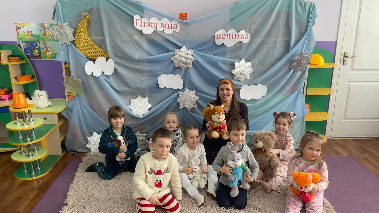 Фото без опису