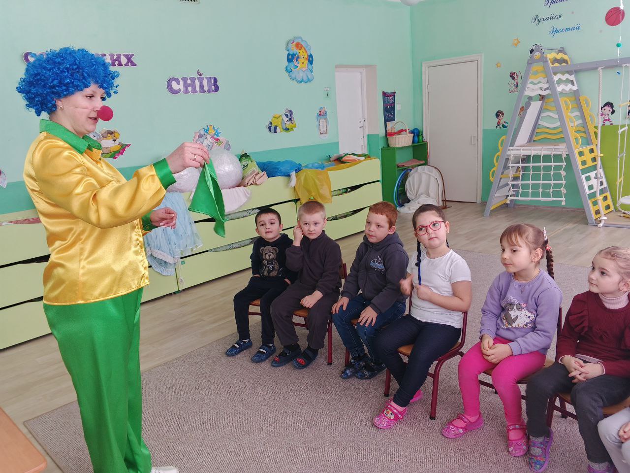 Фото без опису