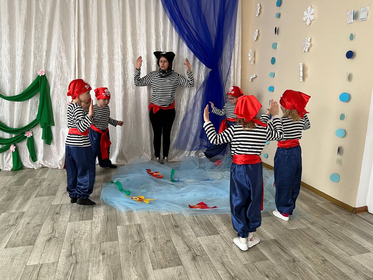 Фото без опису
