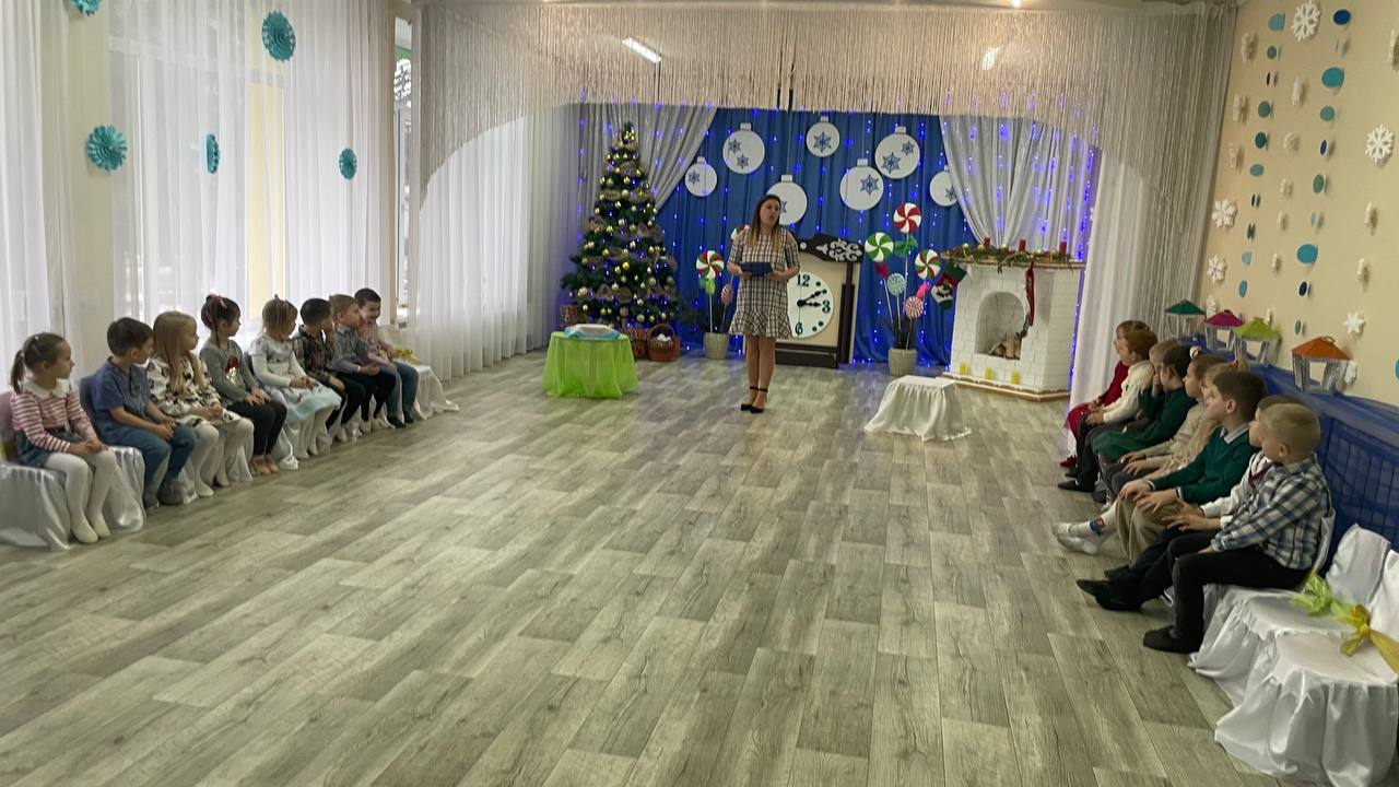 Фото без опису