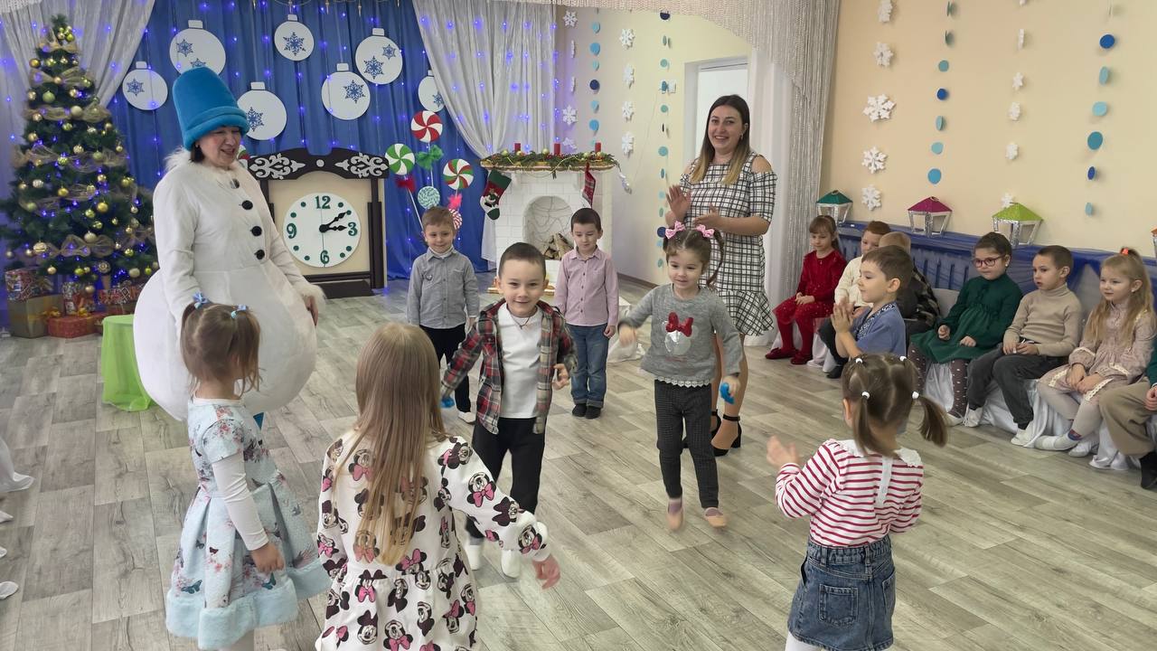 Фото без опису