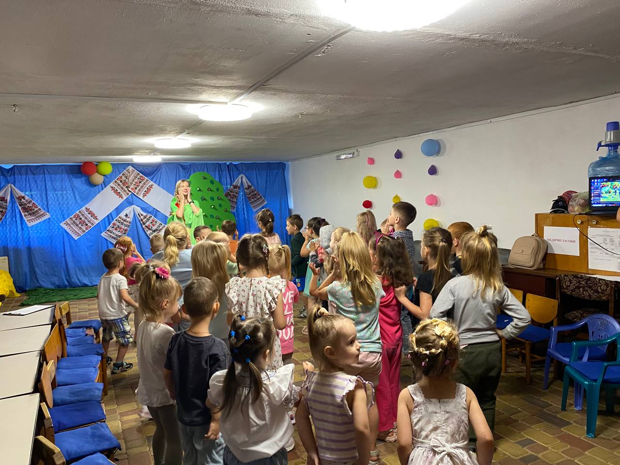 Фото без опису