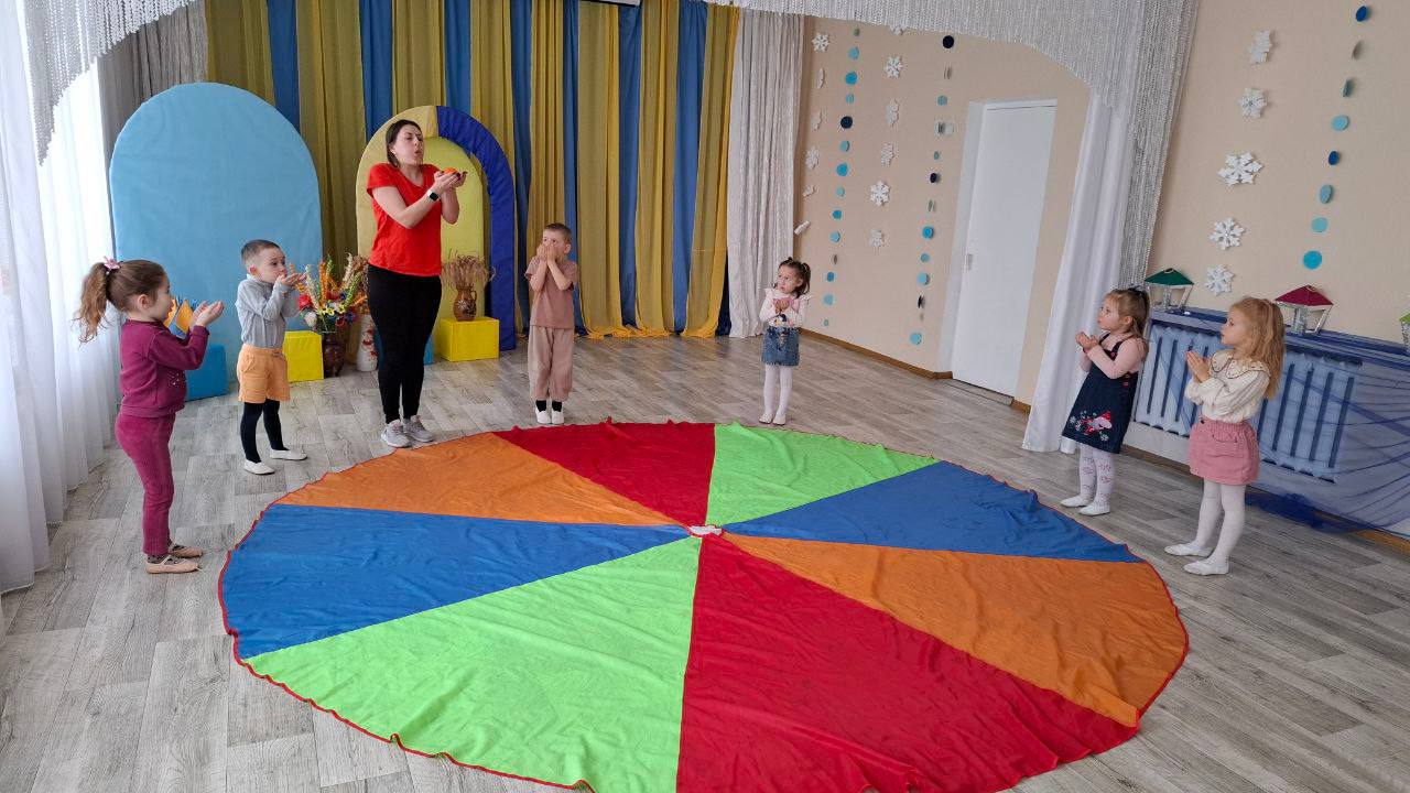 Фото без опису