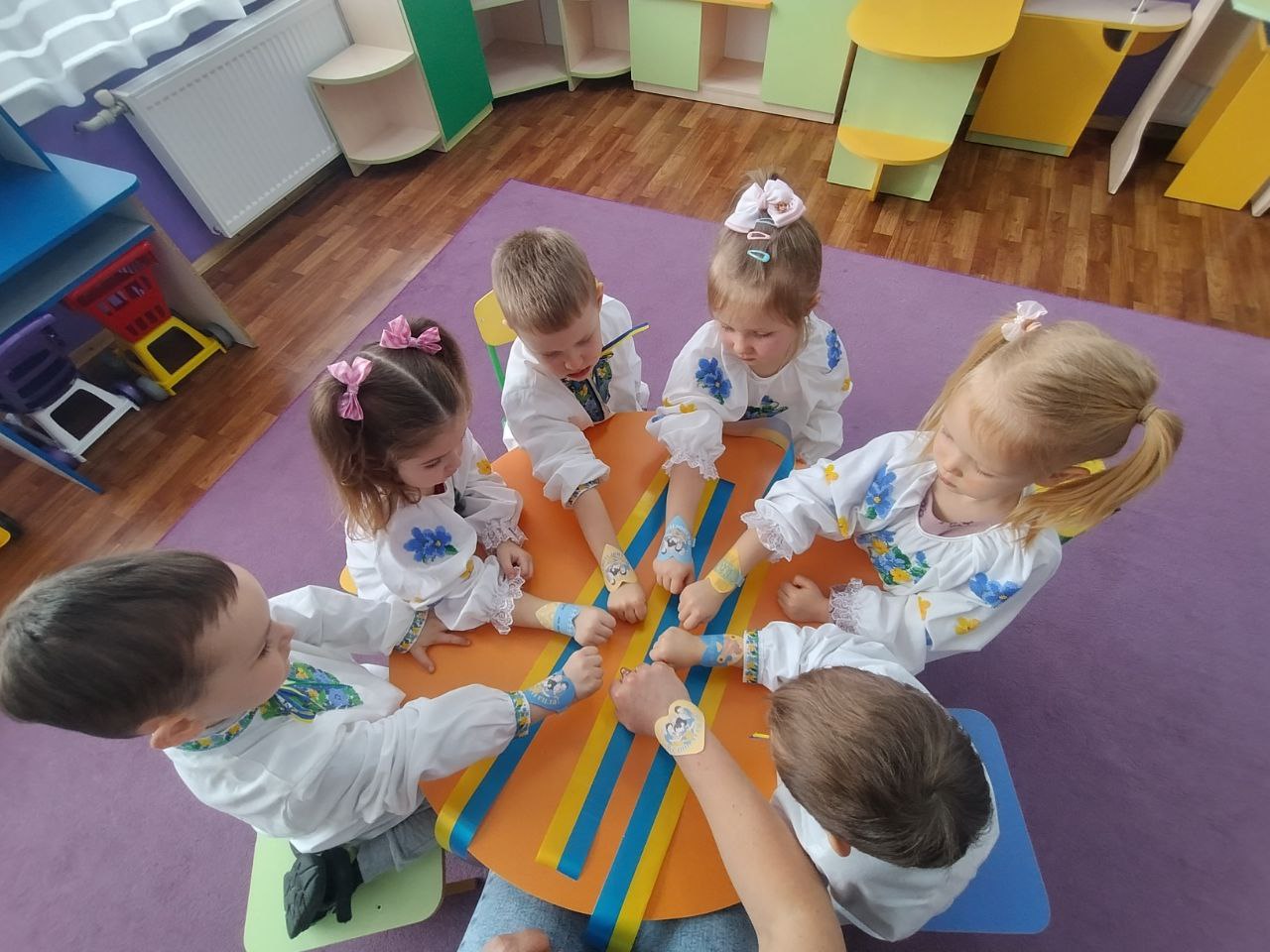 Фото без опису