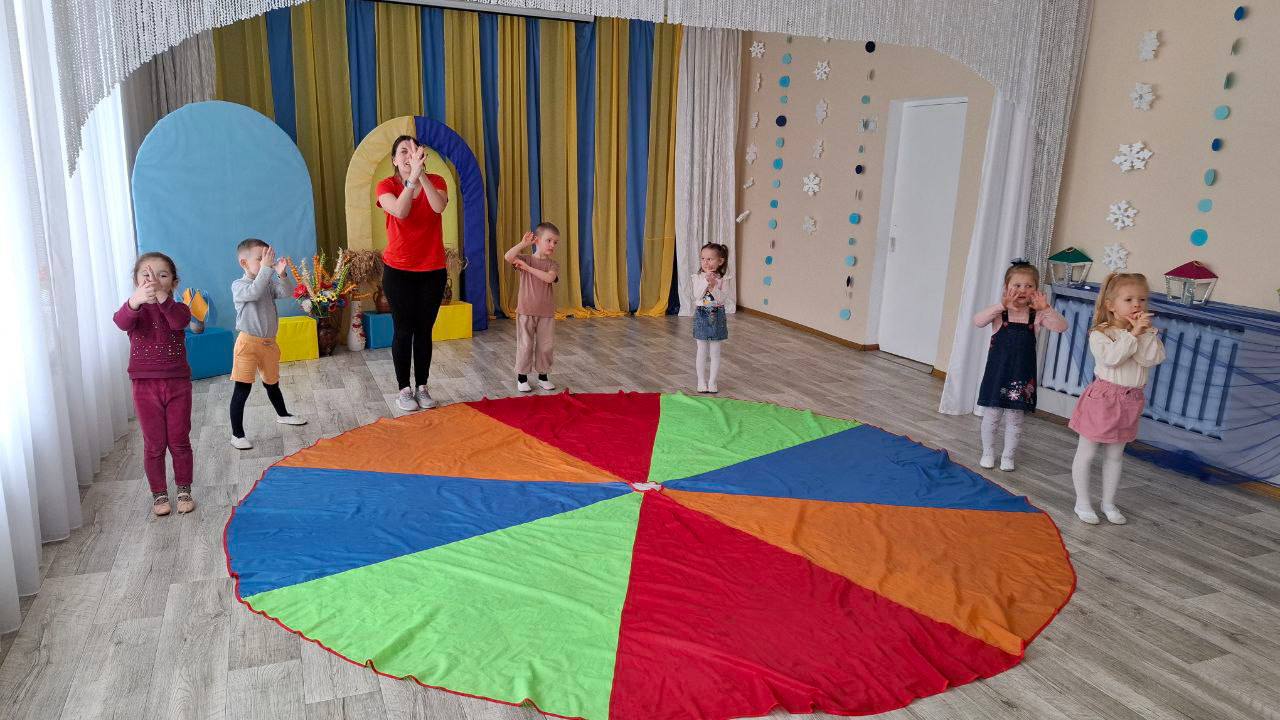 Фото без опису