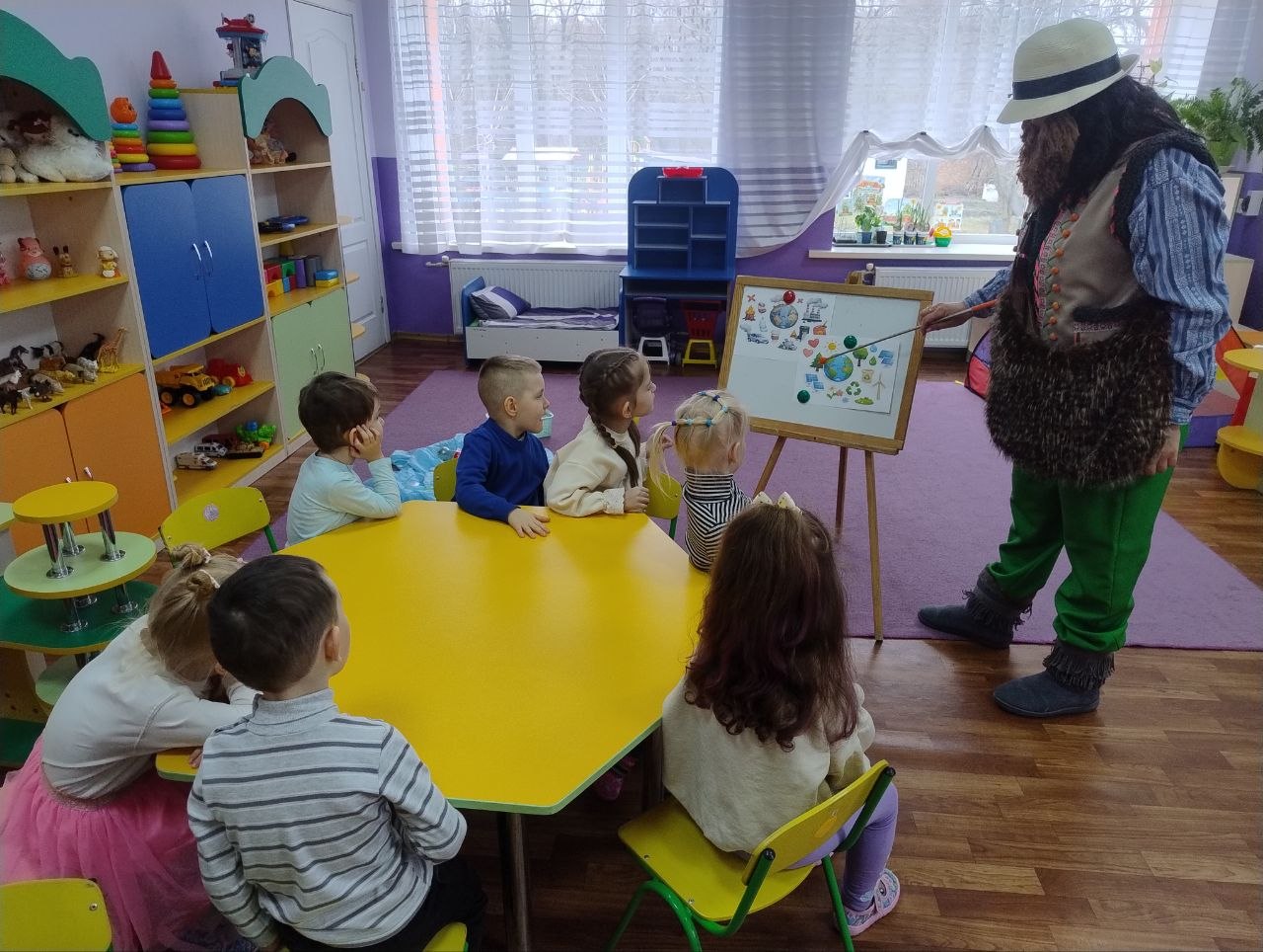 Фото без опису