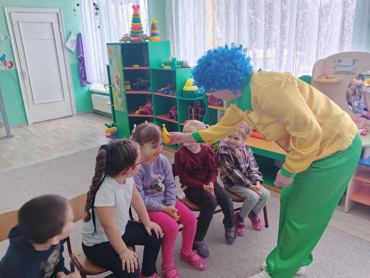 Фото без опису