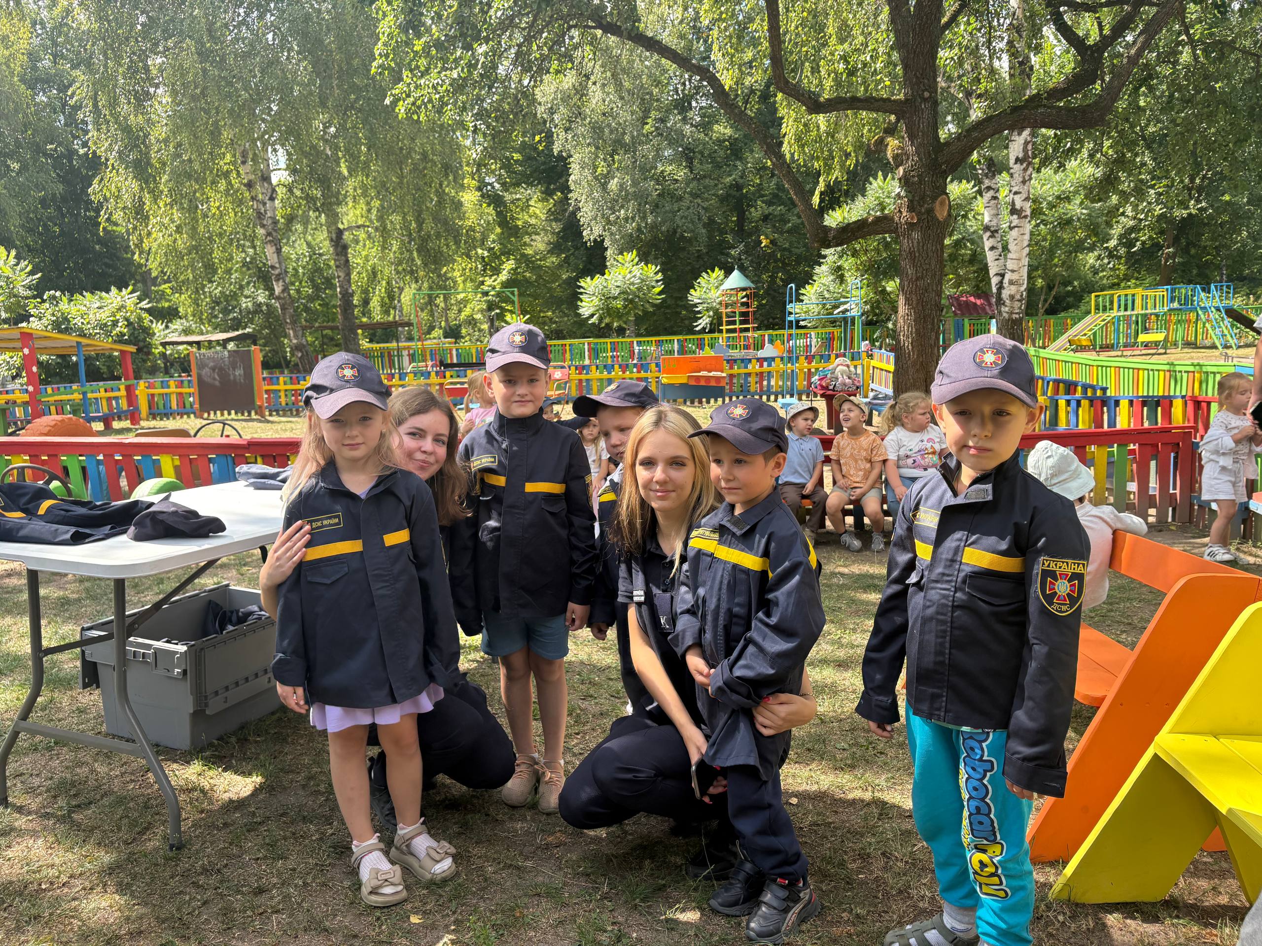 Фото без опису