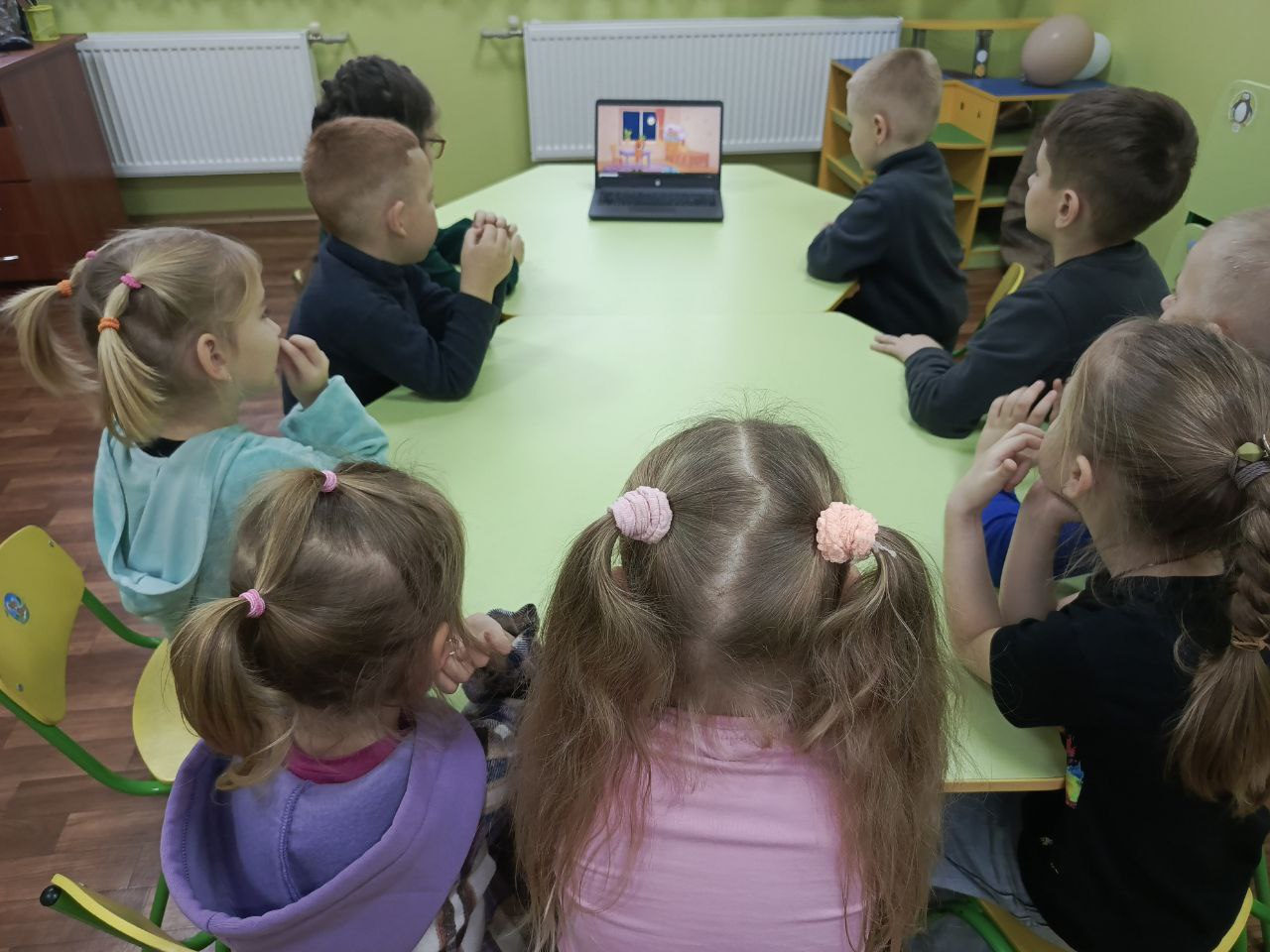 Фото без опису