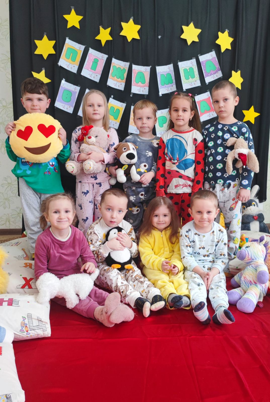 Фото без опису