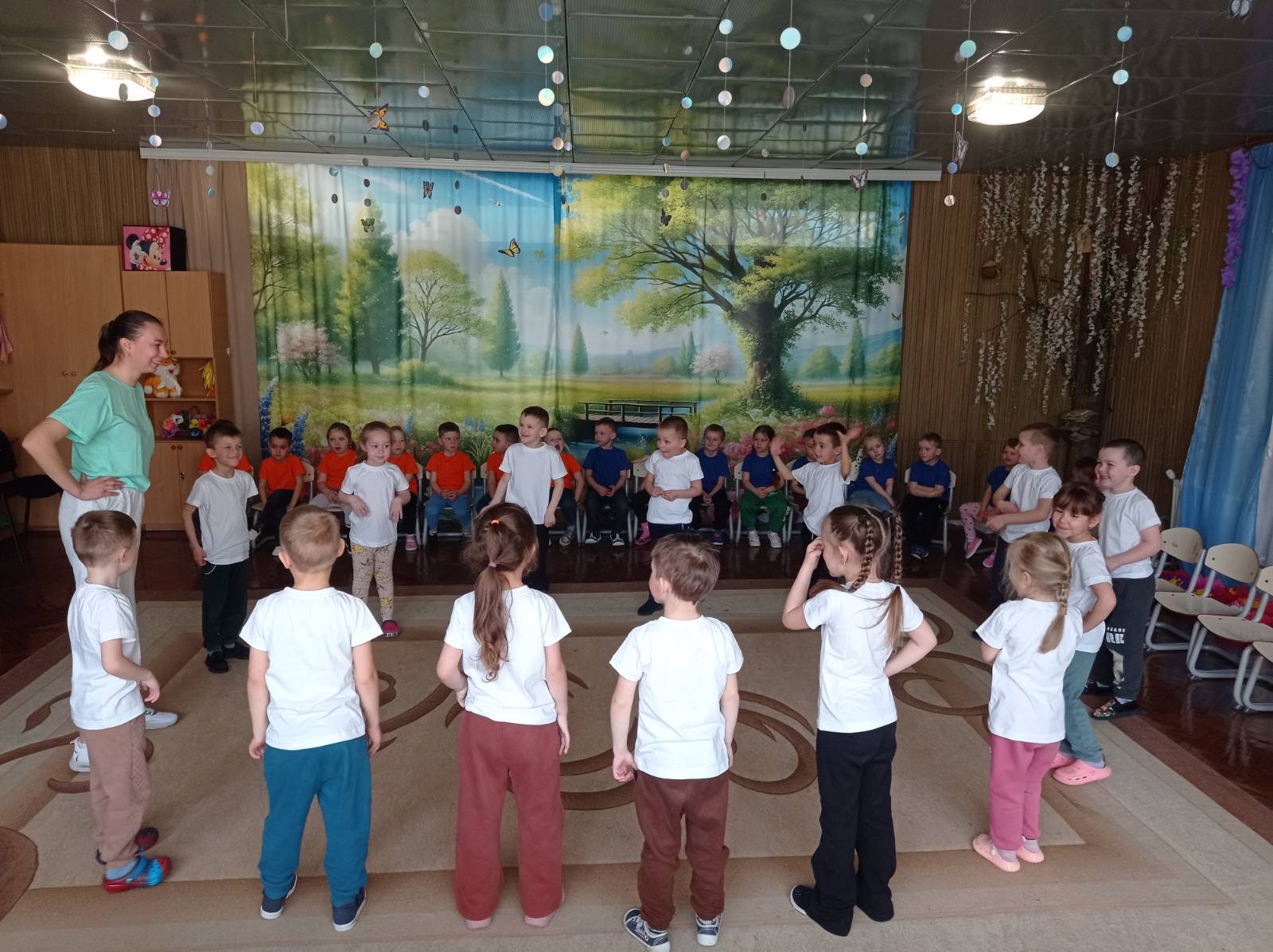 Фото без опису