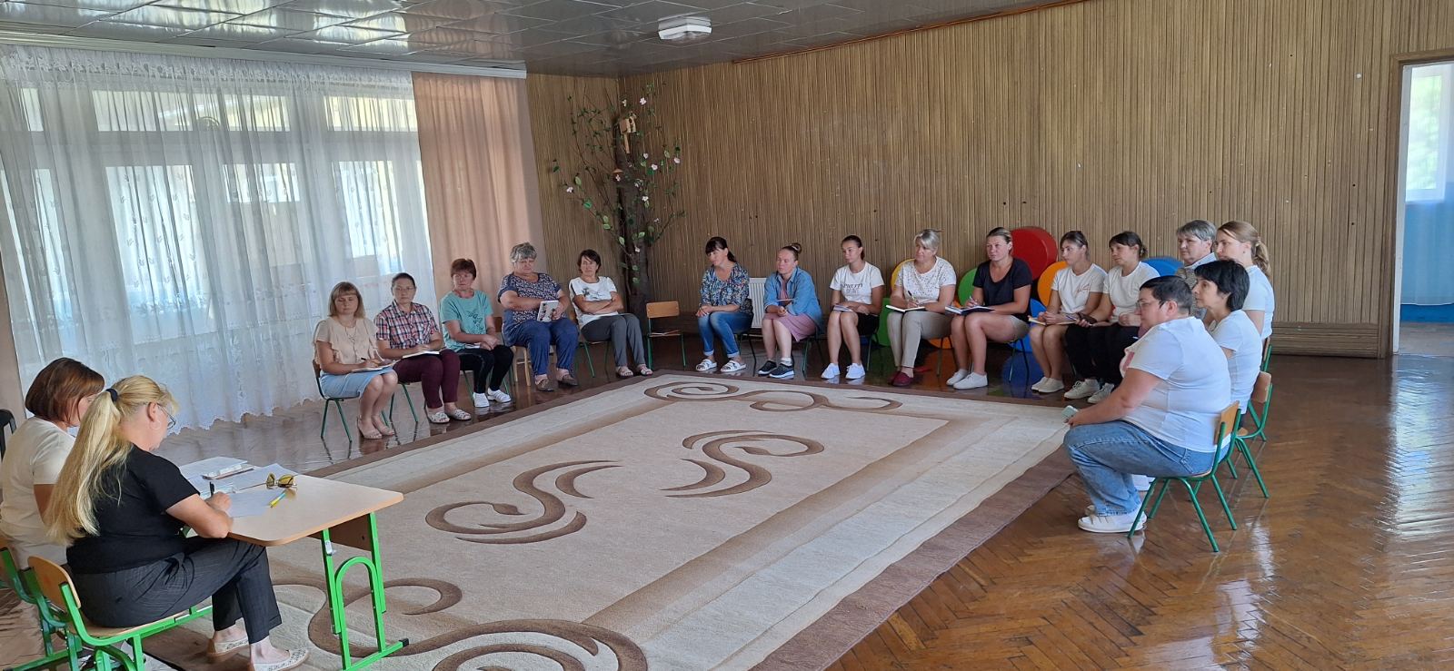 Фото без опису