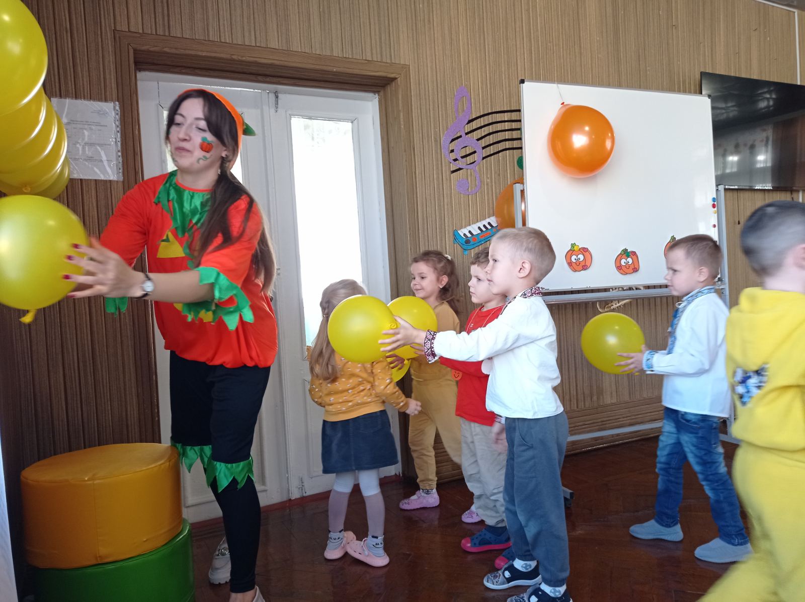 Фото без опису