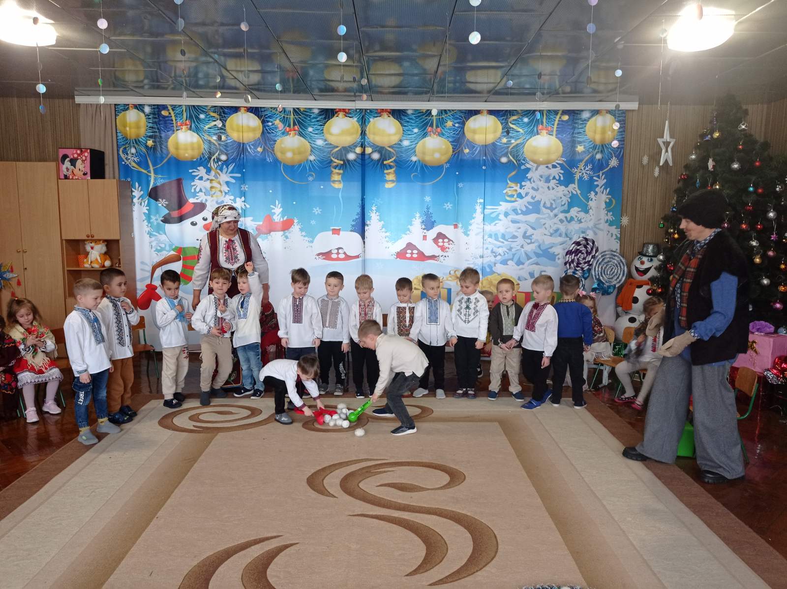 Фото без опису