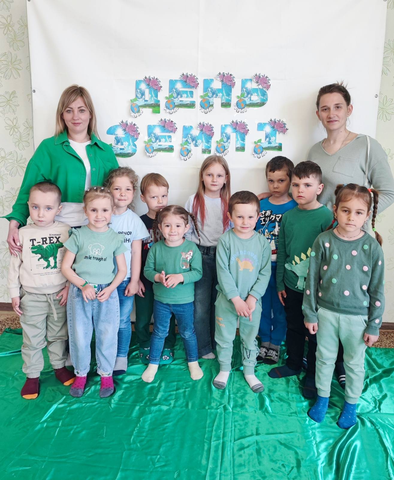 Фото без опису