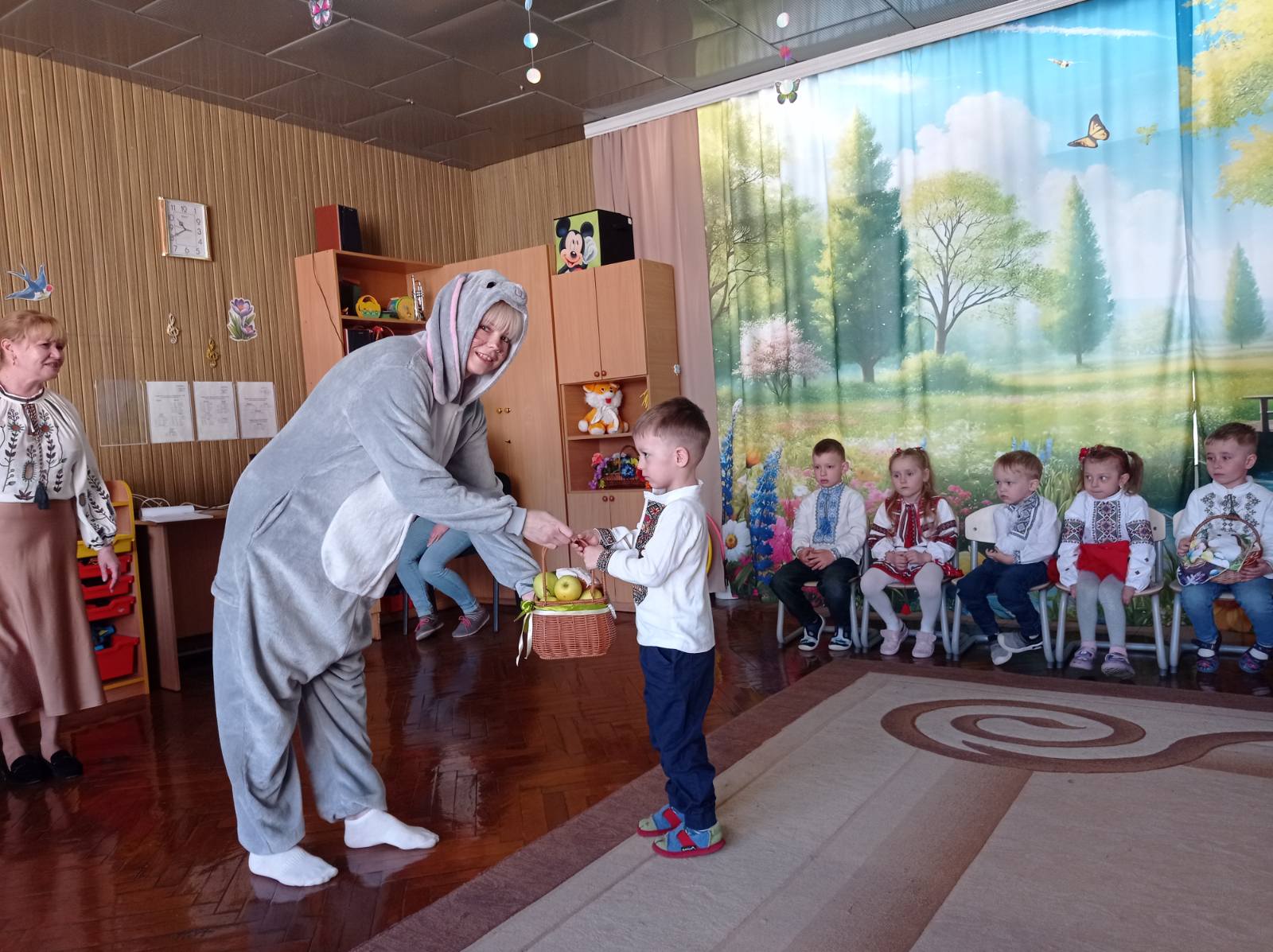 Фото без опису