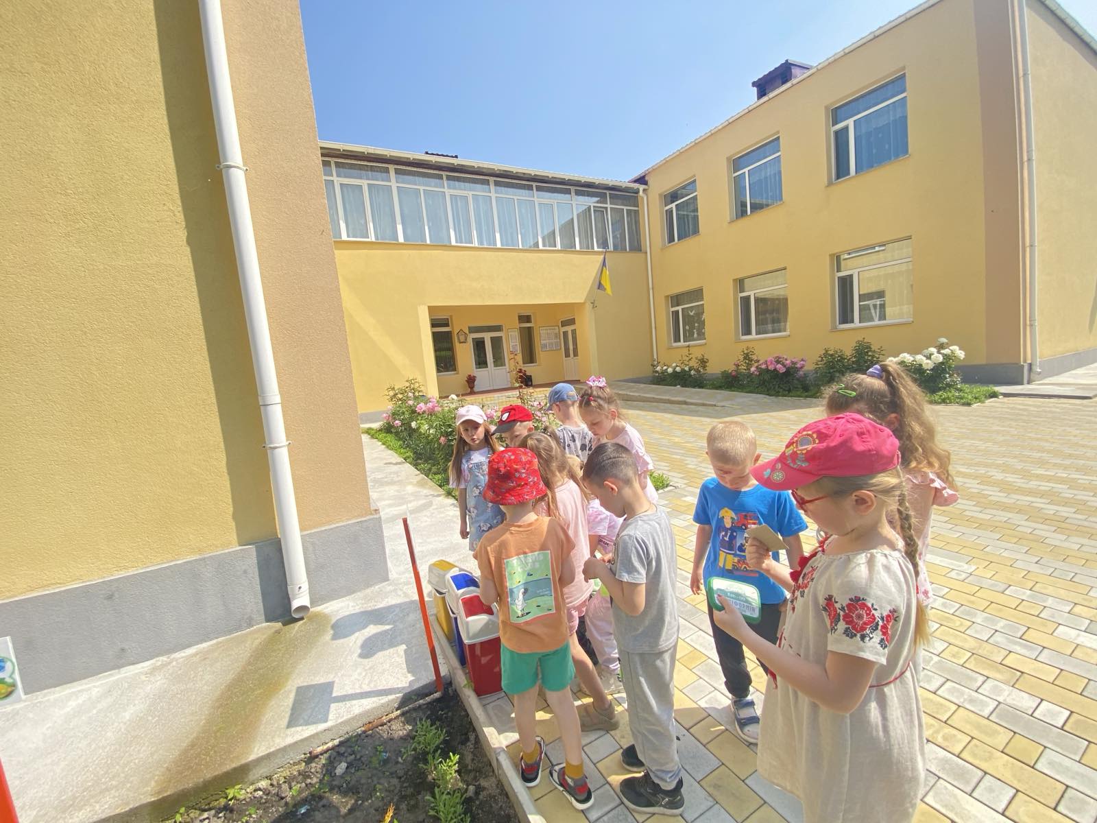 Фото без опису