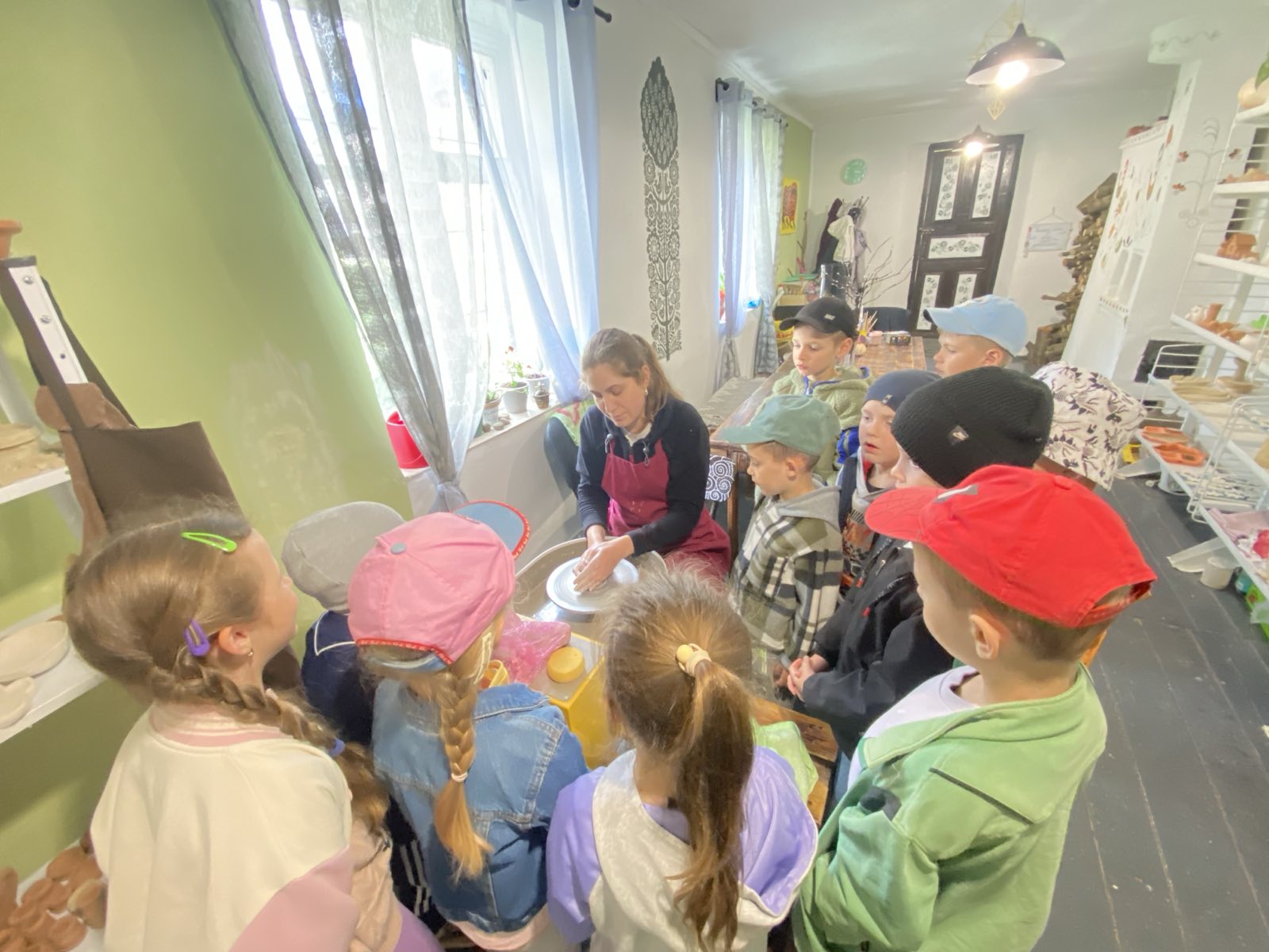 Фото без опису