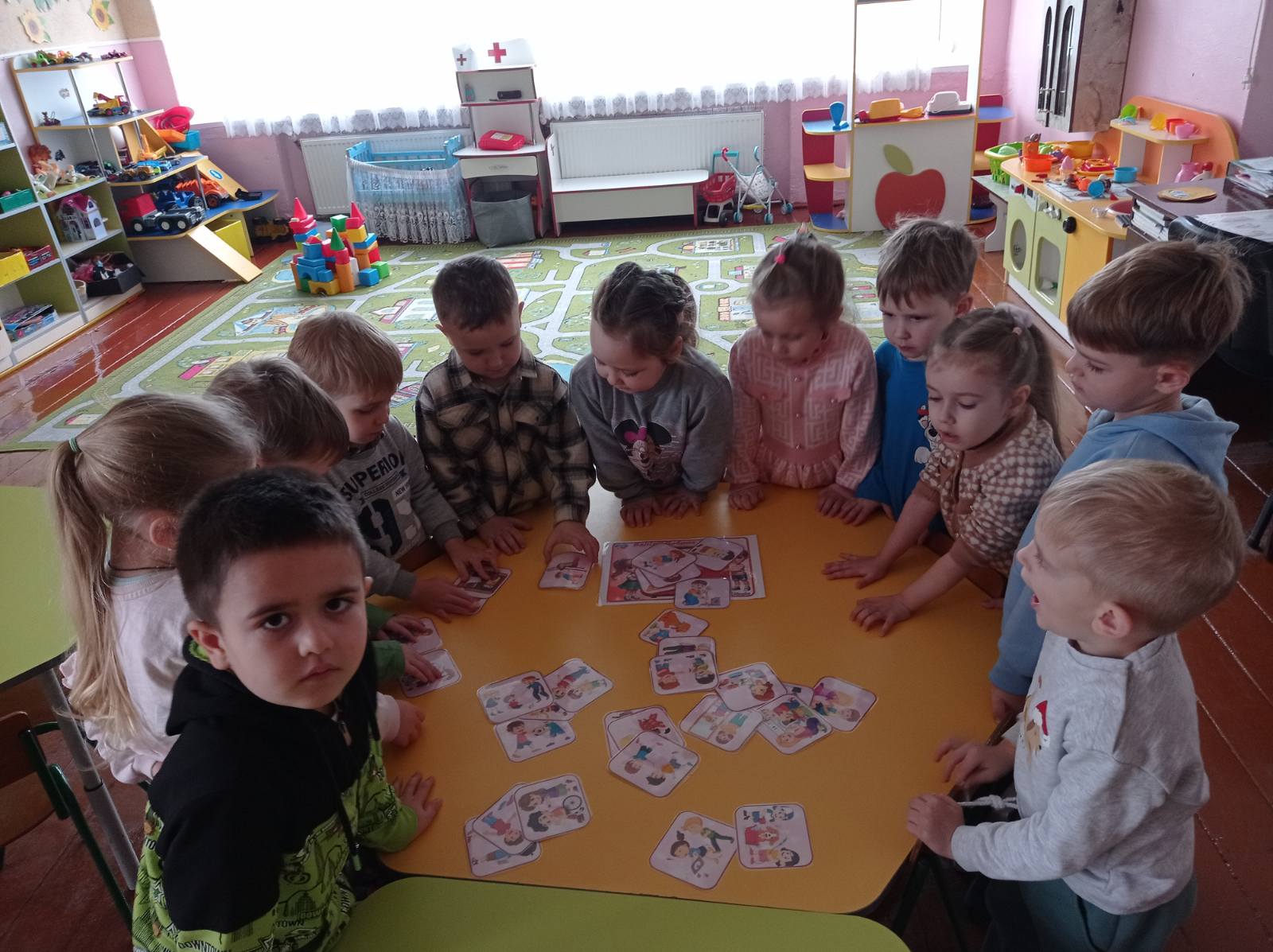 Фото без опису