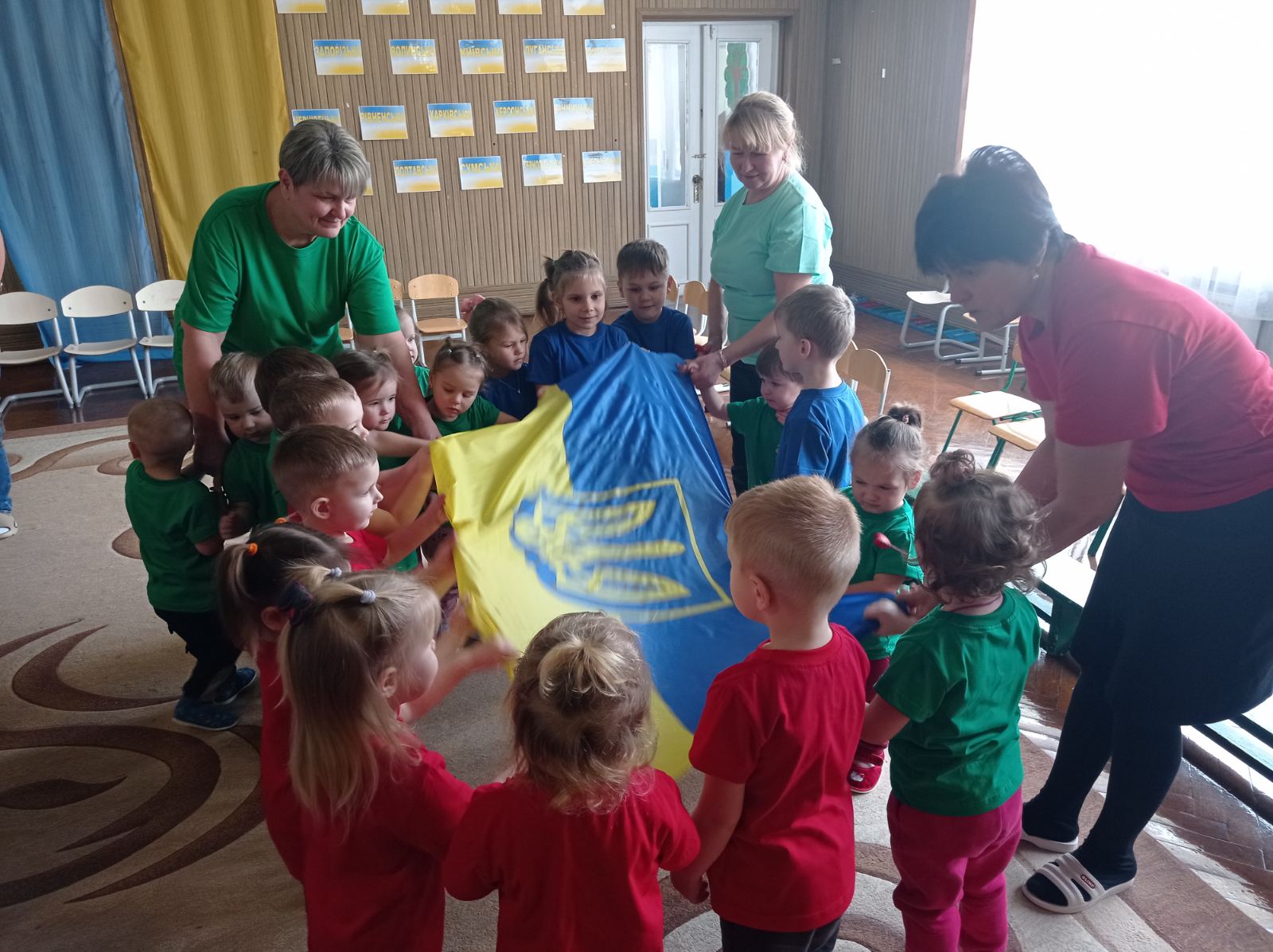 Фото без опису